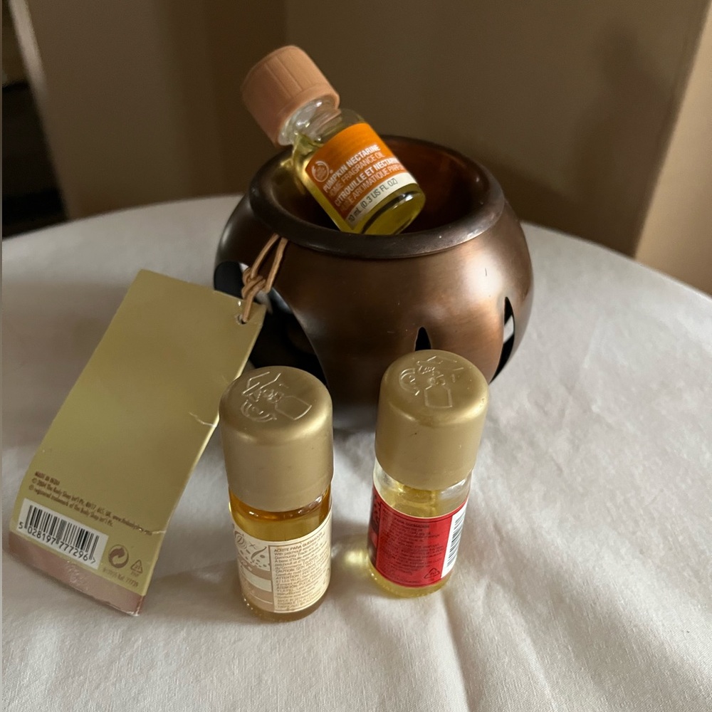Body Shop pumpkin oil burner